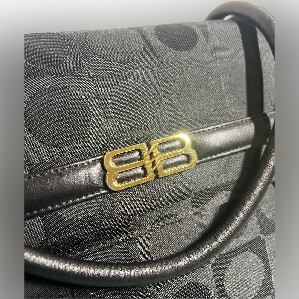 Balenciaga Nylon Tote bag, like new - Picture 9 of 14